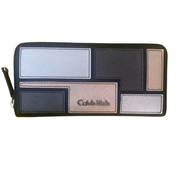 Calvin Klein Multicolor Rectangular Wallet EUC - Picture 1 of 4